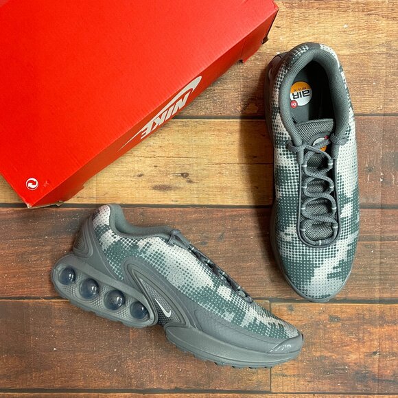 Nike Men's Air Max DN "Cool Grey" Running Shoes - Picture 1 of 6
